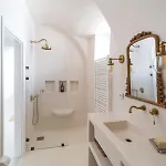 Anastasia, Kalokairines Kythira Kalokerines