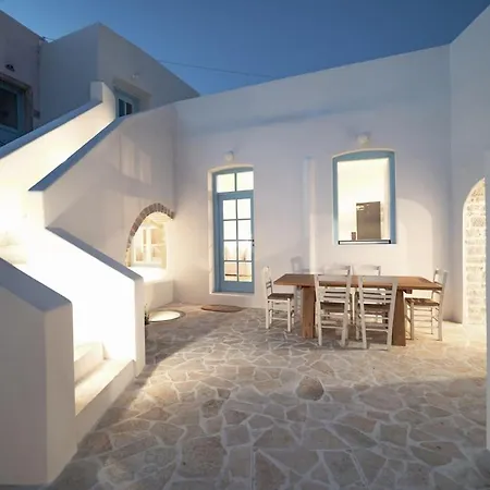 Anastasia, Kalokairines Kythira Villa
