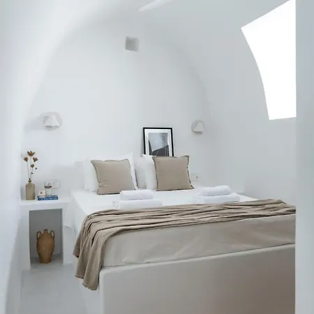 Anastasia, Kalokairines Kythira Kalokerines